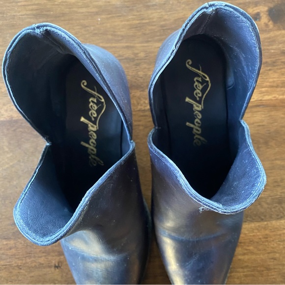 free People Double V boots - Picture 2 of 4